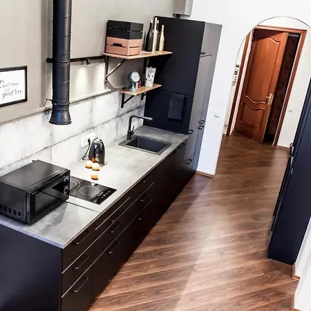 Terasli Genis Daire Apartman *