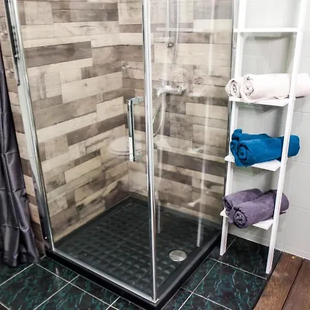 Apartman Terasli Genis Daire Bodrum